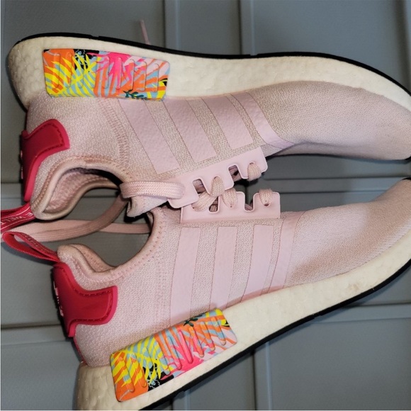 Adidas NMD pink sneakers - Picture 6 of 10